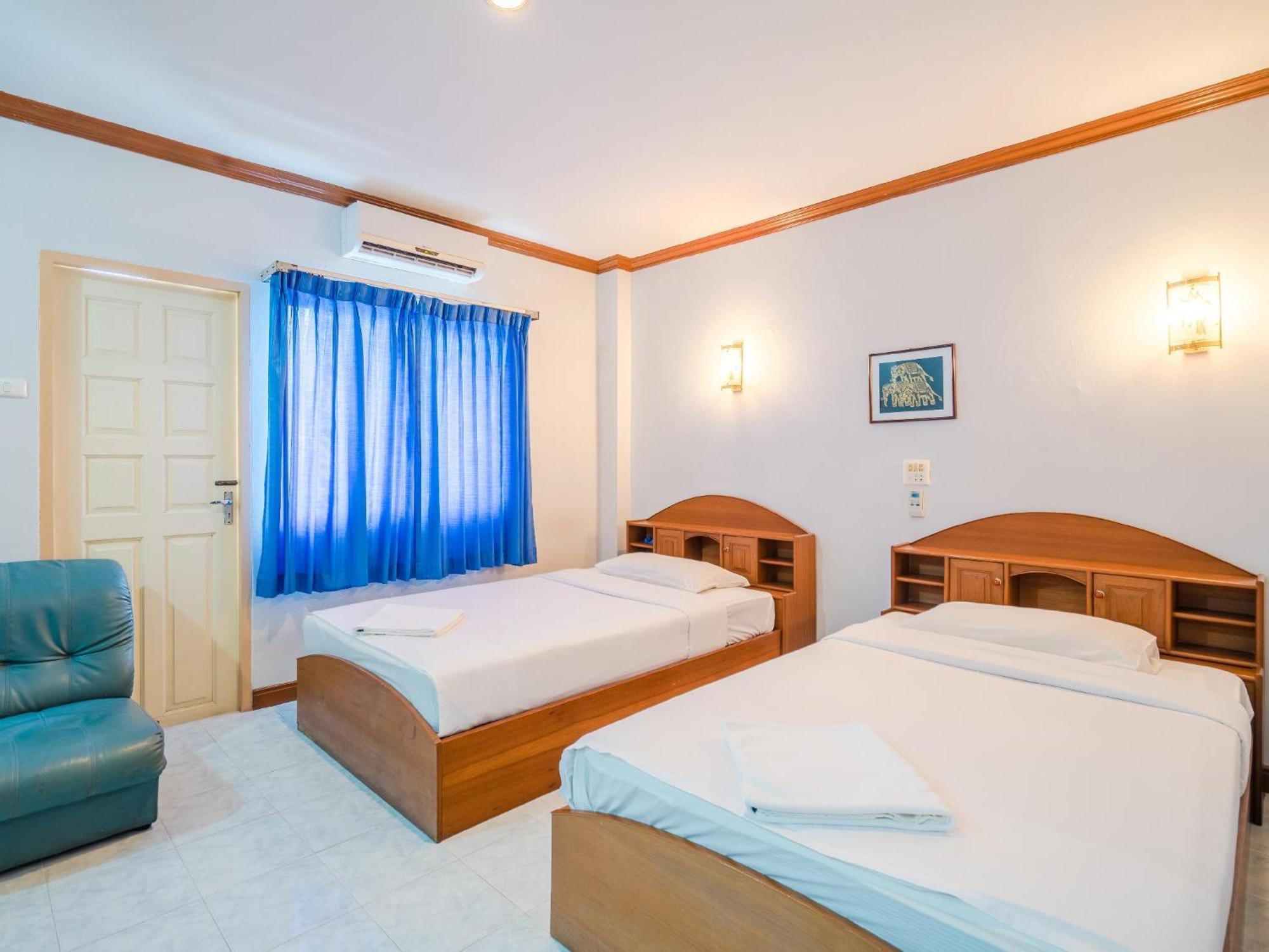 Break Point Hotel Patong Exterior foto