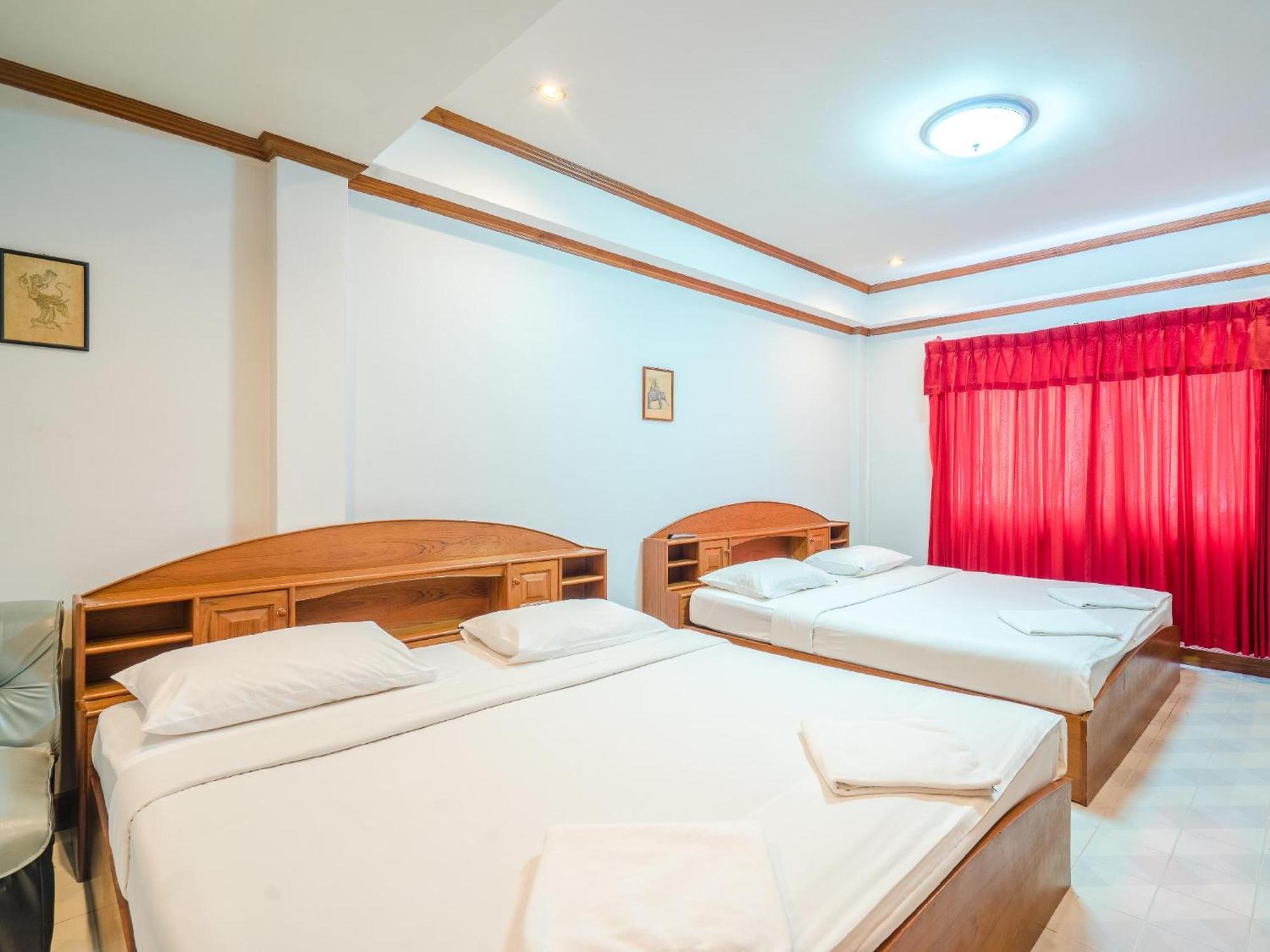 Break Point Hotel Patong Exterior foto